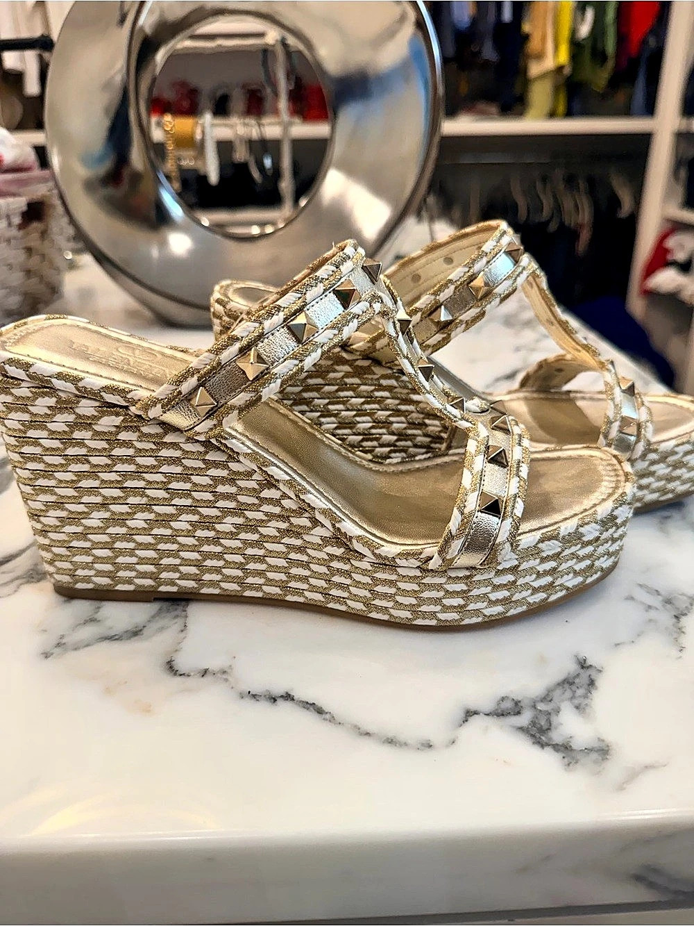 Valentino Garavani Wedges Gold White